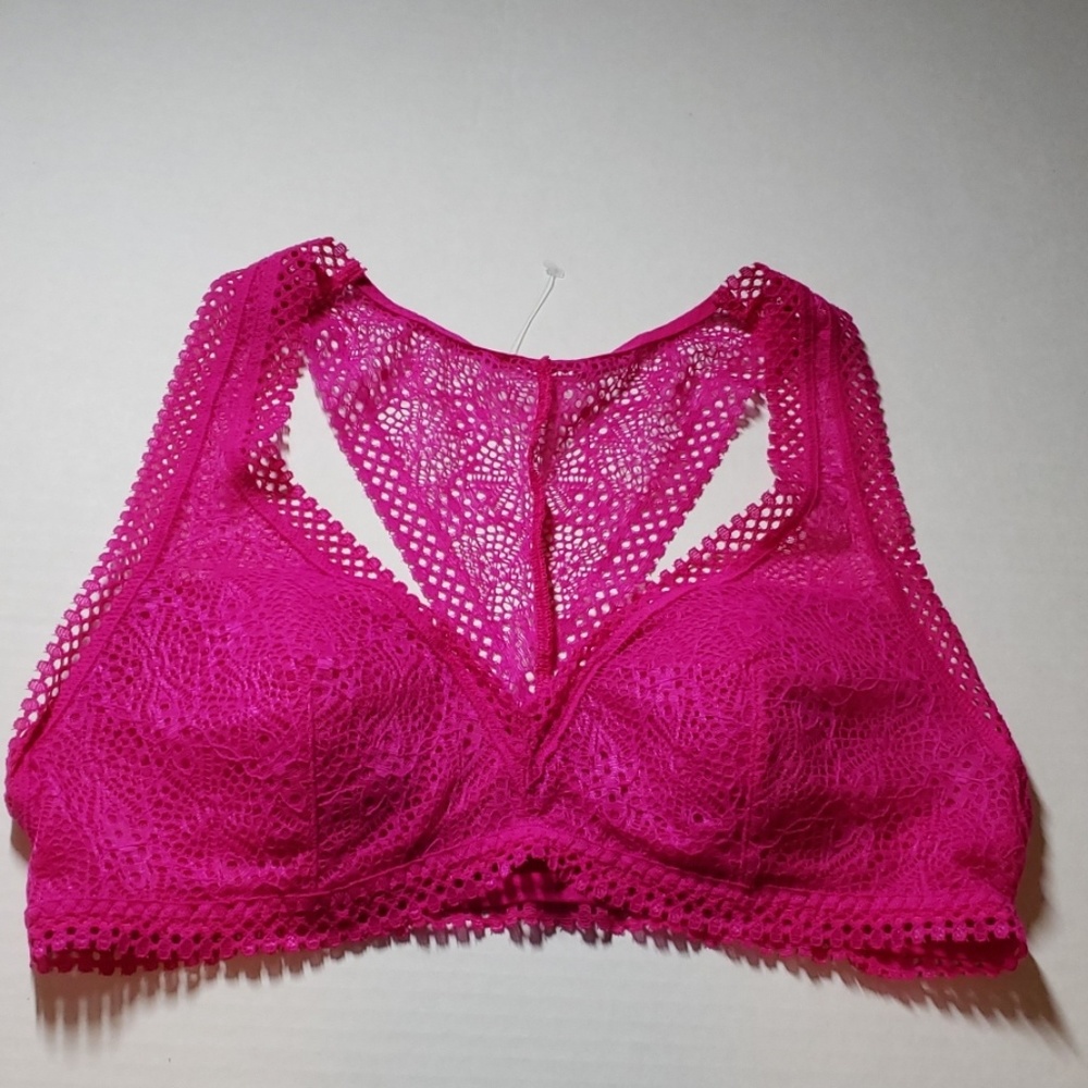 Two Victoria's Secret Lace Bras - Picture 3 of 8
